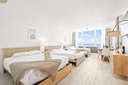 Oceanfront View Apt Resort with free Parking