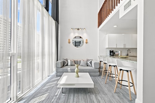 Unique Duplex with City & Bay Views + Free Parking
