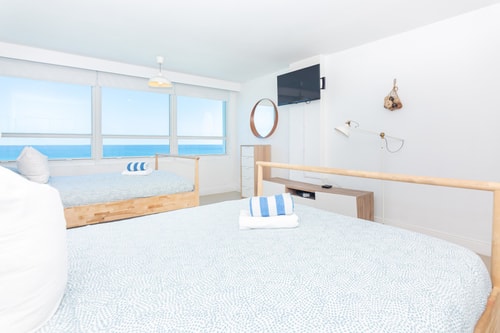 Oceanfront View Apt Resort with Free Valet Parking