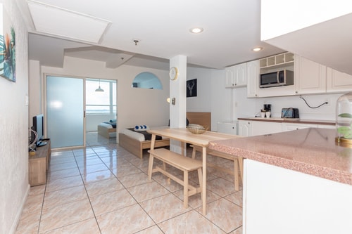 Oceanfront Resort City Bay View Free Parking