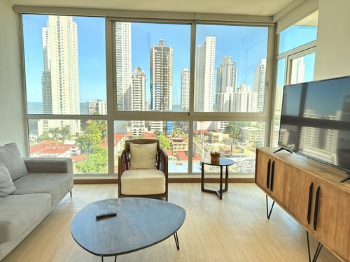 Stunning 3BR with Views, Balcony & Parking