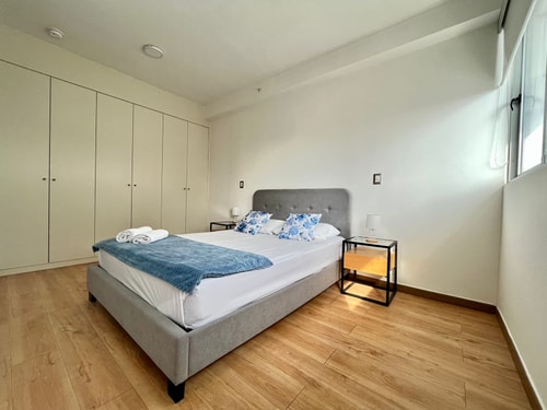 Luxury 1 bedroom apt cityview & free parking