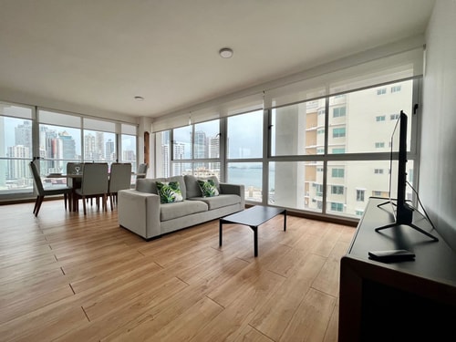 Luxury 3BR apt with Oceanview free parking&balcony