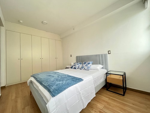 Luxury 1 bedroom apt cityview & free parking