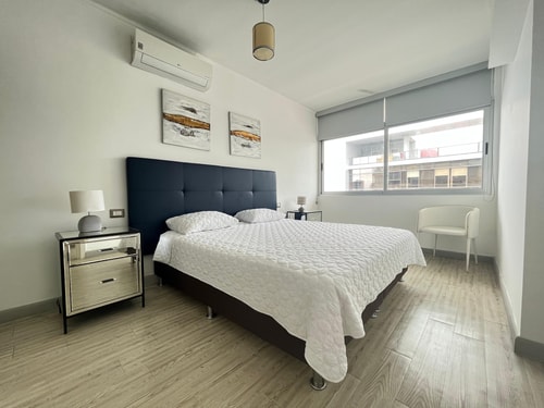 Luxury 2 bedroom apt free parking  & Pool