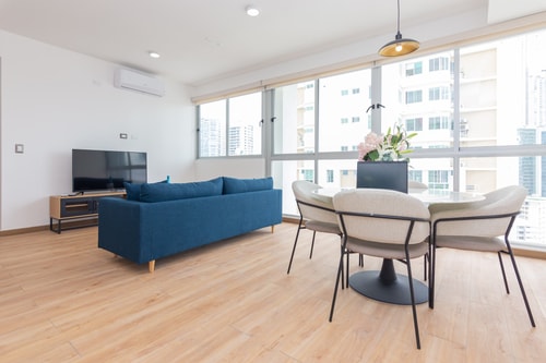 Luxury 1 bedroom apt cityview & free parking