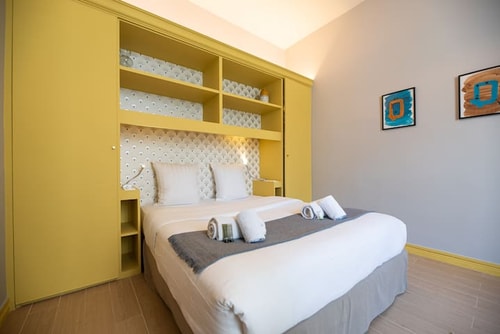 Cosy flat near Paris