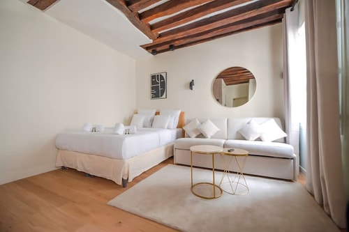 Nice Studio in the Heart of Paris
