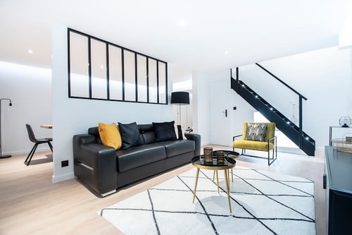 Relax in a Townhouse in Paris l 16th District