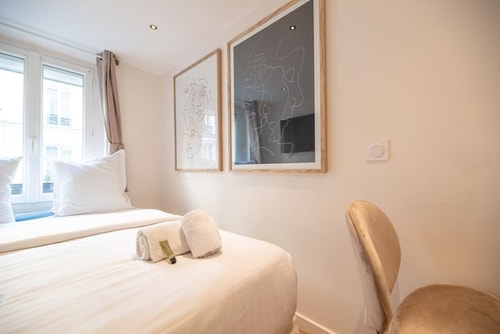 Beautiful studio in Paris