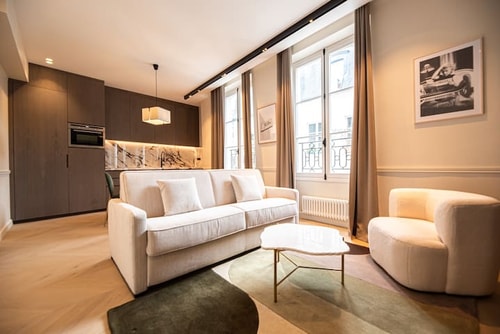 Feel Like Home in the Heart of le Marais