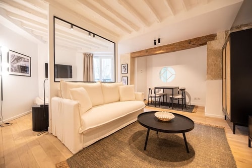 Cosy & Comfy Nest in St-Germain