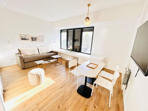 Comfy Home in Montrouge
