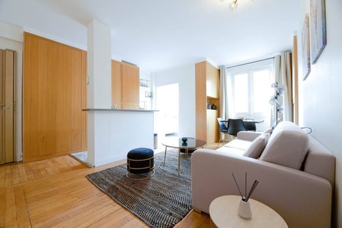 Lovely flat in Champs Élysées