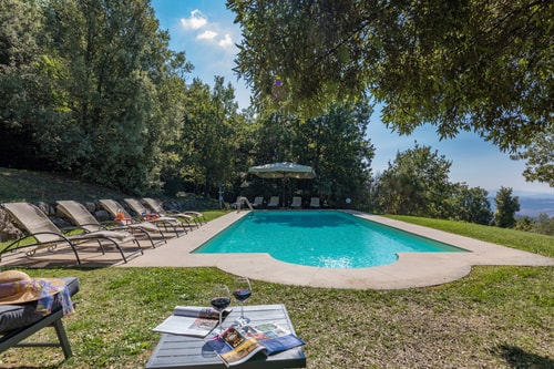 Villa La Torre - Secluded villa with private pool Villas in Italy