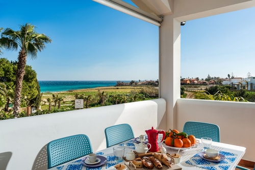Corrado Residence (Blu) - Apartment near Marzamemi Villas in Italy