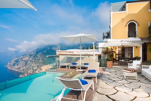 Villa Sirena, with heated pool and sea views Villas in Italy