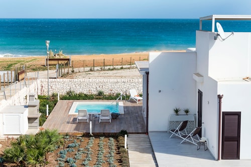 Marza Residence (Alzavola) - Seafront with pool Villas in Italy