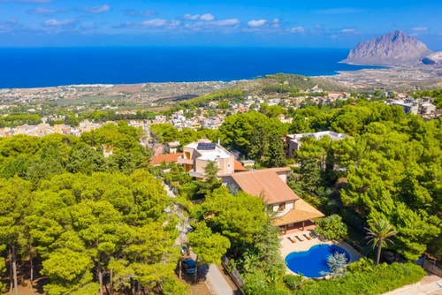 Villa Paparella with pool near Trapani Villas in Italy