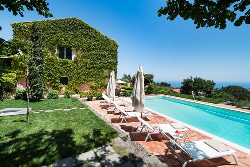 Villa Roberta – Mt. Etna Area Villas in Italy