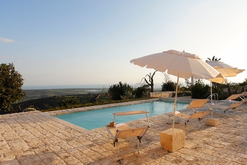 Private villa with pool in the countryside Villas in Italy