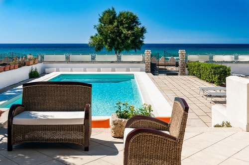 Villa Aurora - Seafront villa with pool Villas in Italy