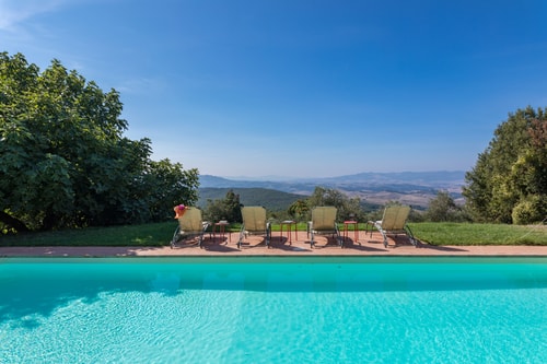 Villa Gambassi - Private villa with swimming pool Villas in Italy