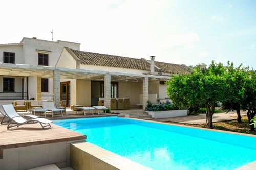 Villa Garofano - Coastal villa with pool Villas in Italy