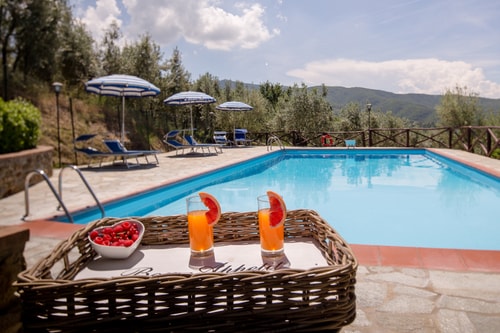 Villa Coppa - Private farmhouse with swimming pool Villas in Italy