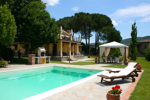 Villa Lucia - Tuscan villa with private pool Villas in Italy