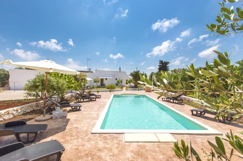 Villa Carbina - Private villa near town with pool Villas in Italy