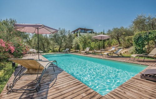 Villa Lodovico - Independent farmhouse with pool Villas in Italy