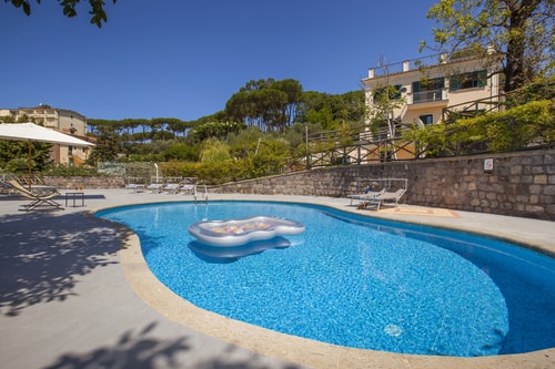 Villa Nino - Private villa with pool and spa Villas in Italy