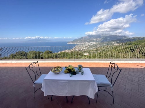 Villa Sofia - Villa with garden and terraces Villas in Italy