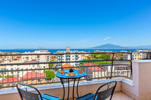 Casa Duca, apartment with sea views in Sorrento Villas in Italy