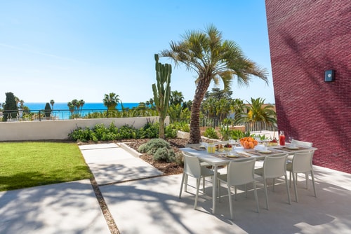 Villa Ava – Fontane Bianche Villas in Italy