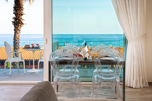 Casa Leontina Erminia - seafront apartments Villas in Italy