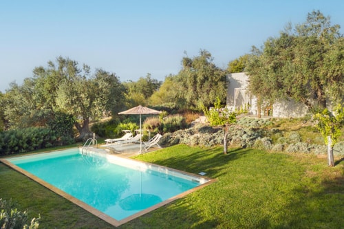 Petrosa, Cialtrona & Noto - For large groups Villas in Italy