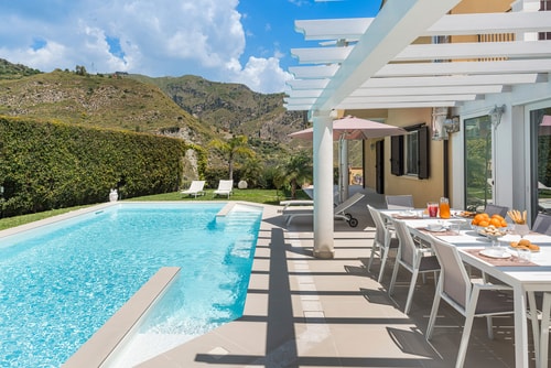 Villa Chezarina – Taormina Area Villas in Italy
