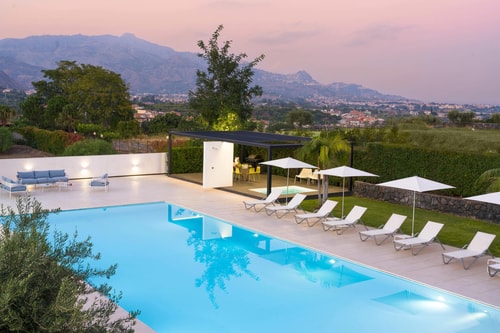 Villa Maurizia with private pool Villas in Italy