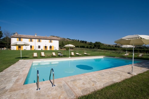 Villa Vigneto - Large private villa with pool Villas in Italy