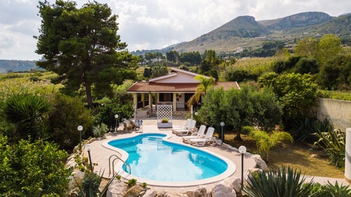 Villa Il Veliero + Annex - Private villa with pool Villas in Italy
