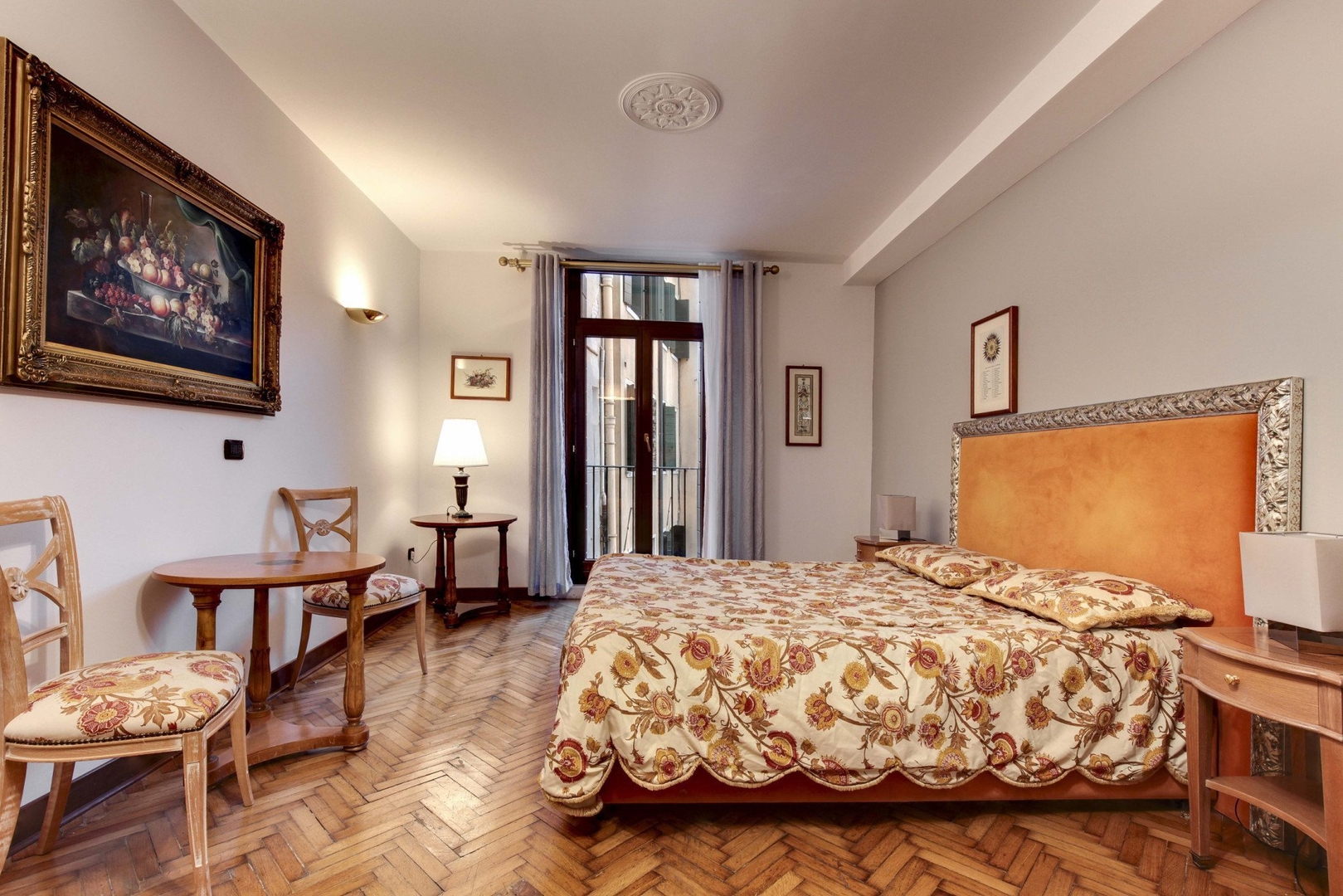Sospiri Suite - San Marco 29 Villas in Italy