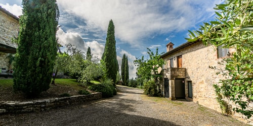 Villa Gaiole – Tuscan Estate with Pool & Spa 54 Villas in Italy
