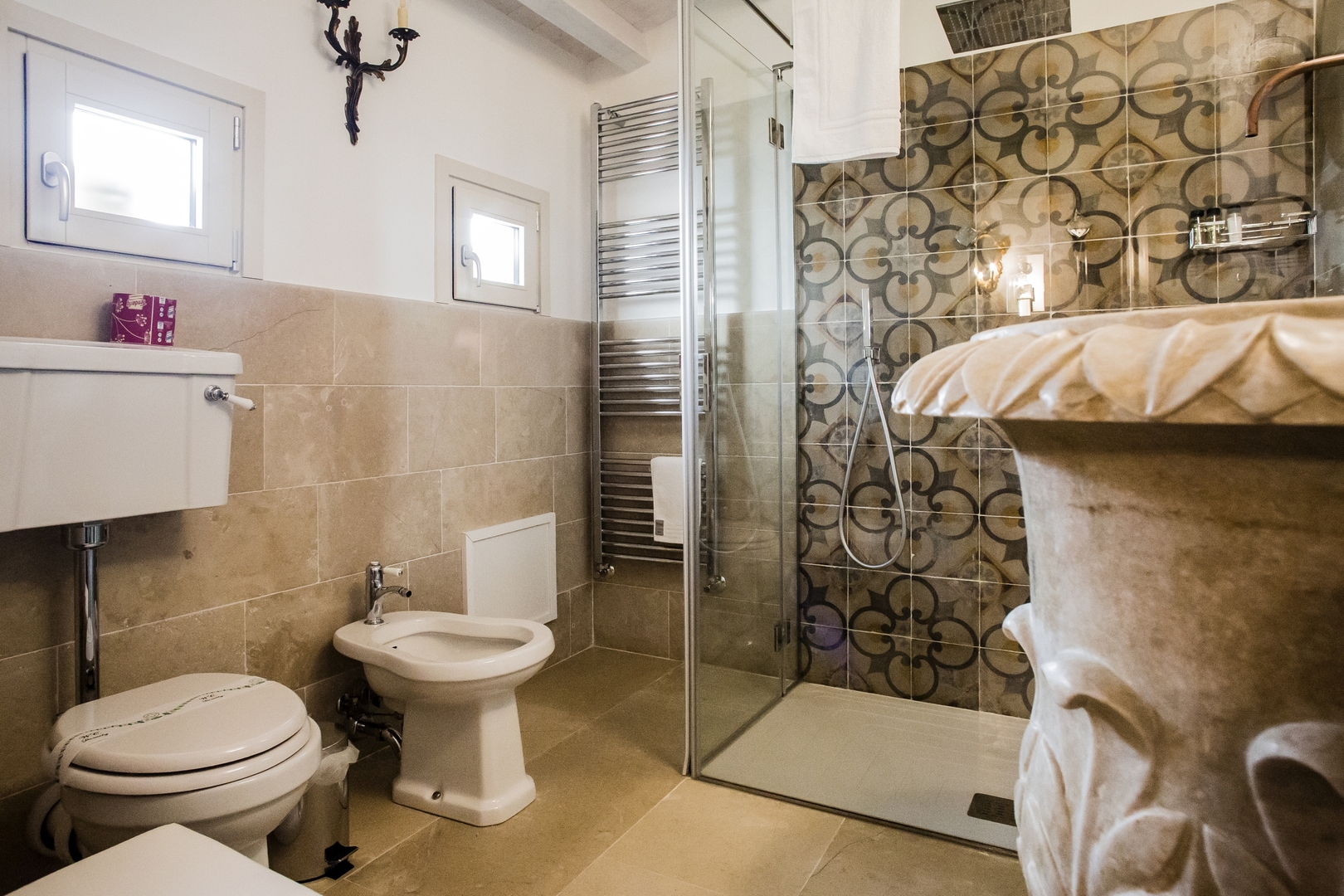 Private villa with swimming pool 33 Villas in Italy
