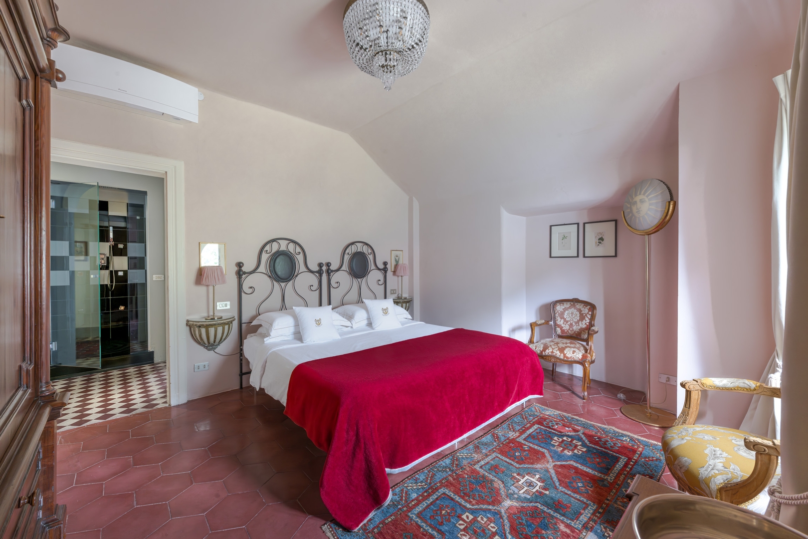 Villa Lauretta - Private lakeside villa with pool 25 Villas in Italy