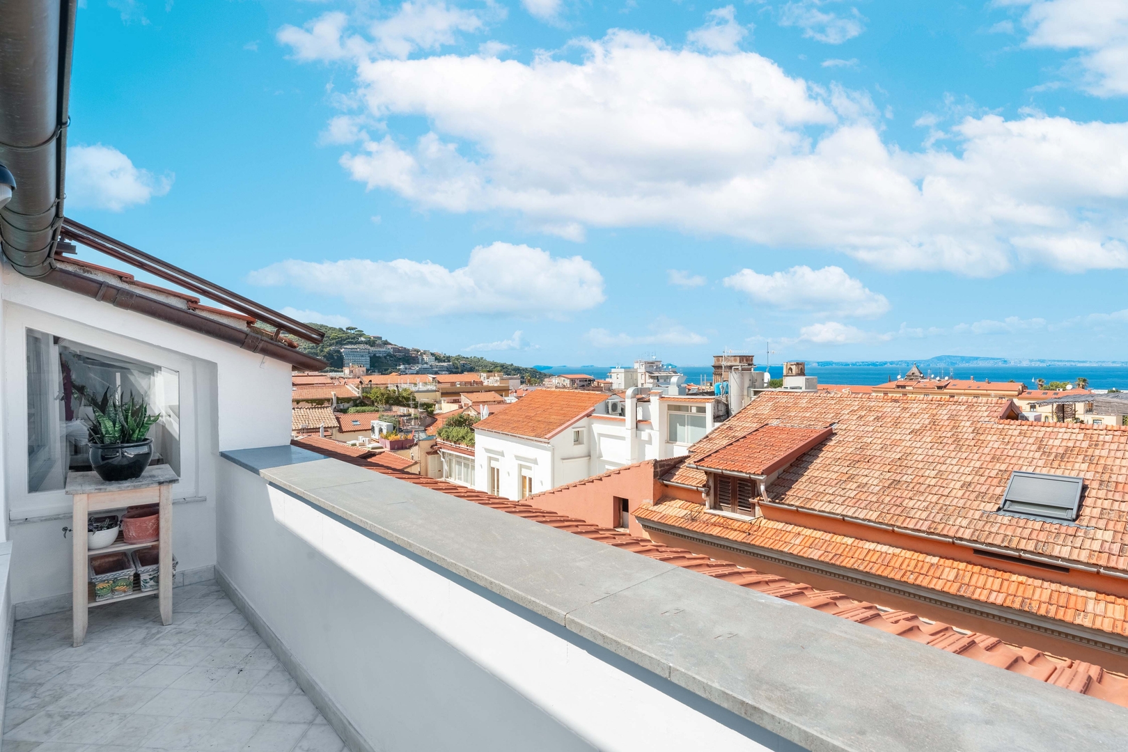 Casa Il Tetto - central apartment 20 Villas in Italy