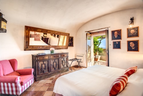 Villa San Giacomo, Unique villa with pool and sea views 9 Villas in Italy