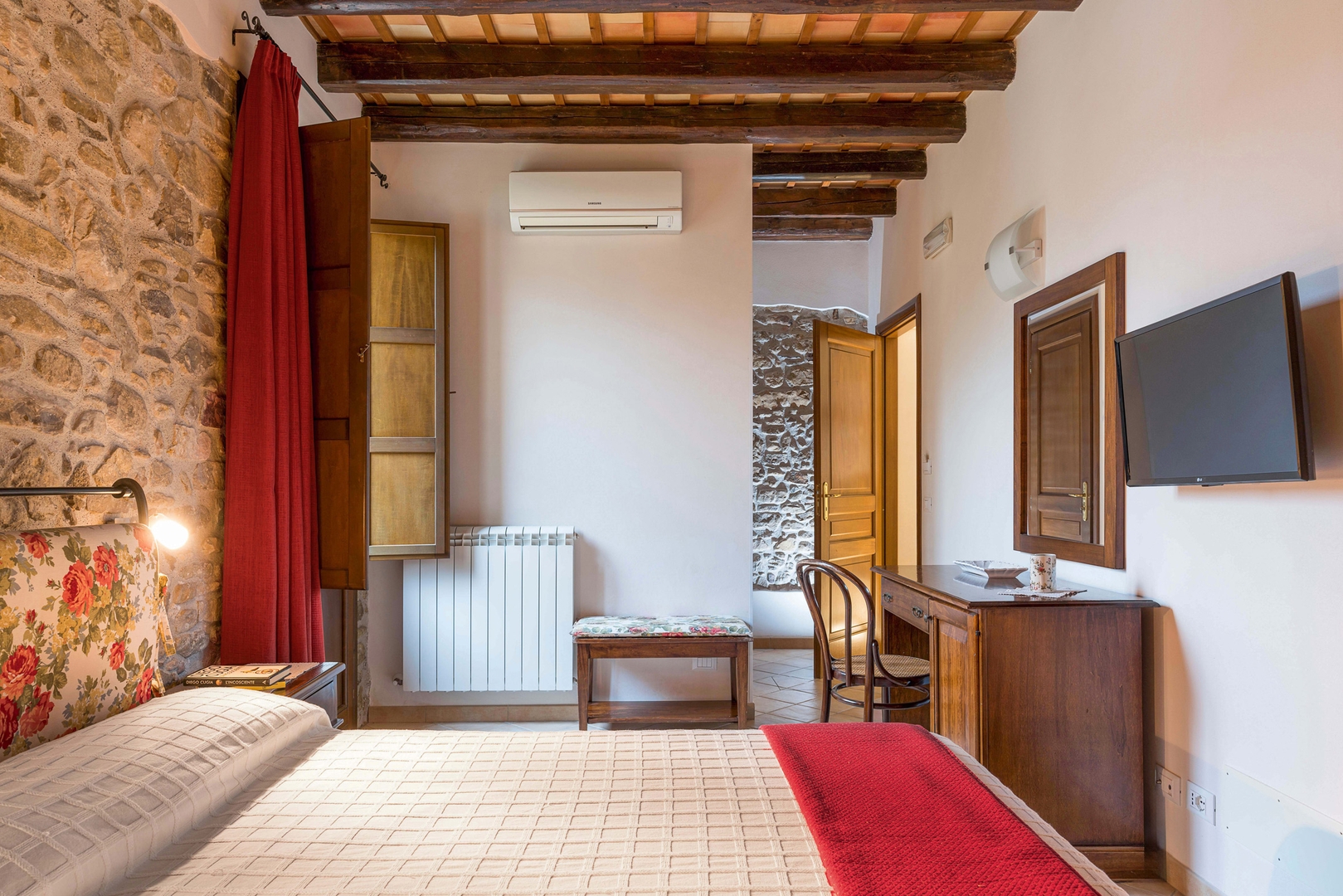 Villa Rega - Private villa with pool in Sicily 60 Villas in Italy