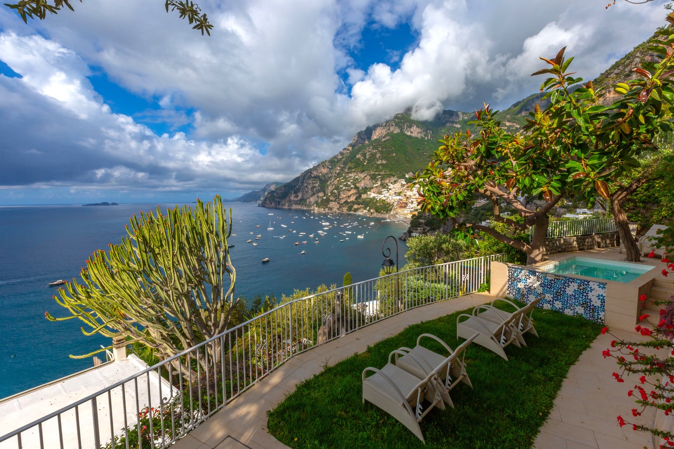 Casa Dalila, walking distance from Positano 44 Villas in Italy